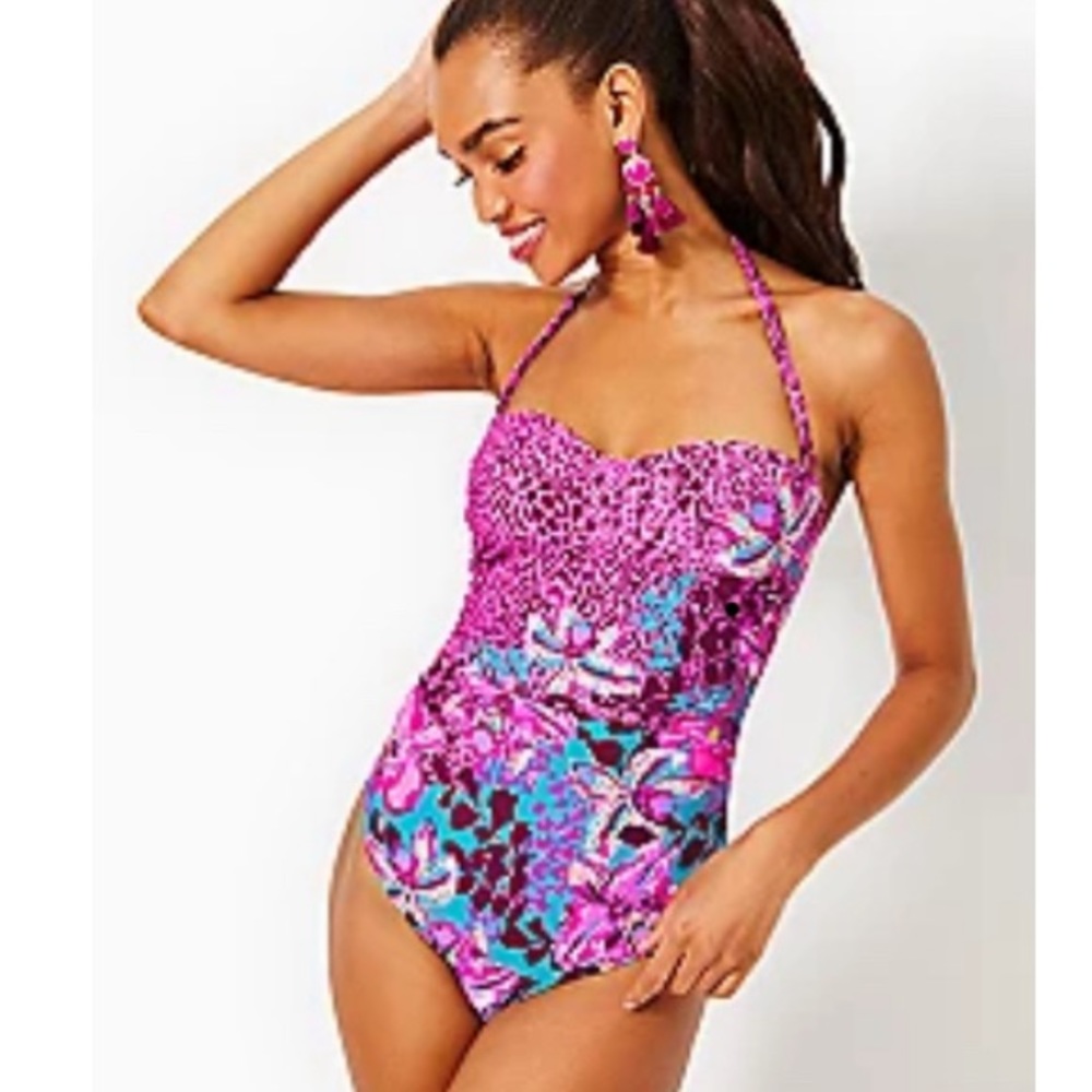 Lilly Pulitzer NWT Size 6. Fits small Sale fail for me.